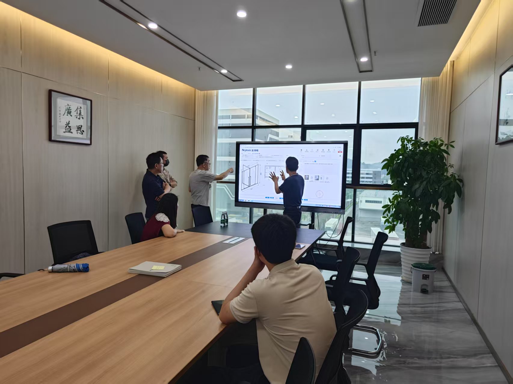 十年同行,智啟新程|萊博頓攜手東信達,以AI驅動全衛浴生態革新